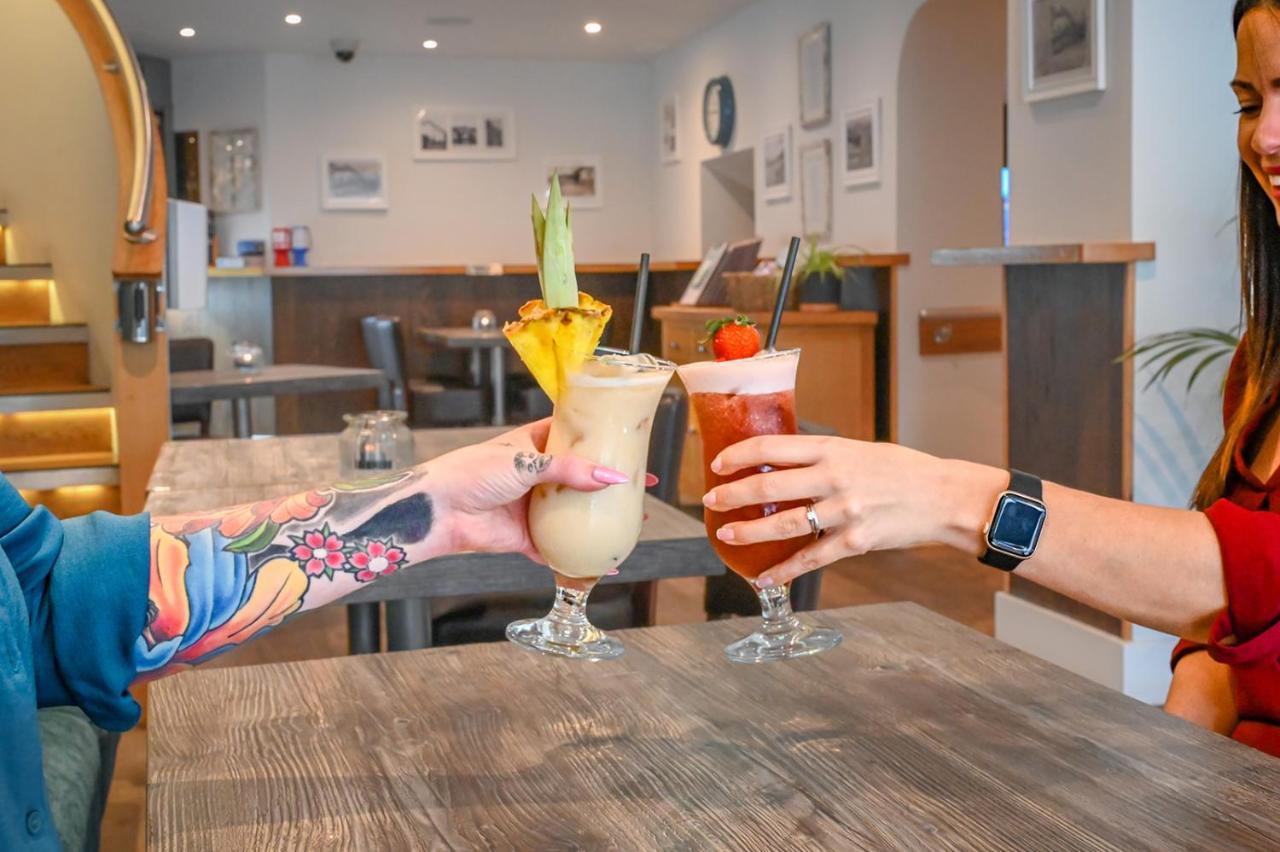 Portbyhan Hotel 루 외부 사진
