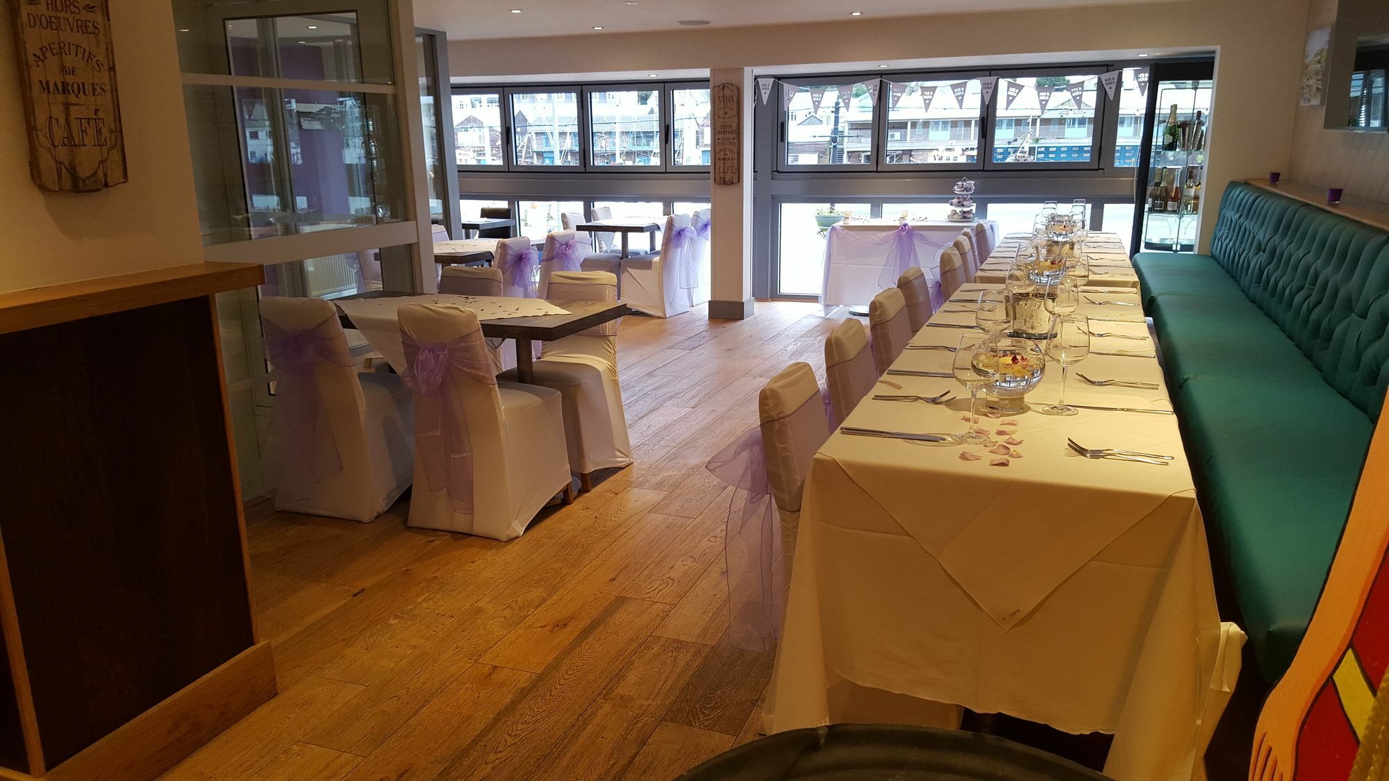 Portbyhan Hotel 루 외부 사진